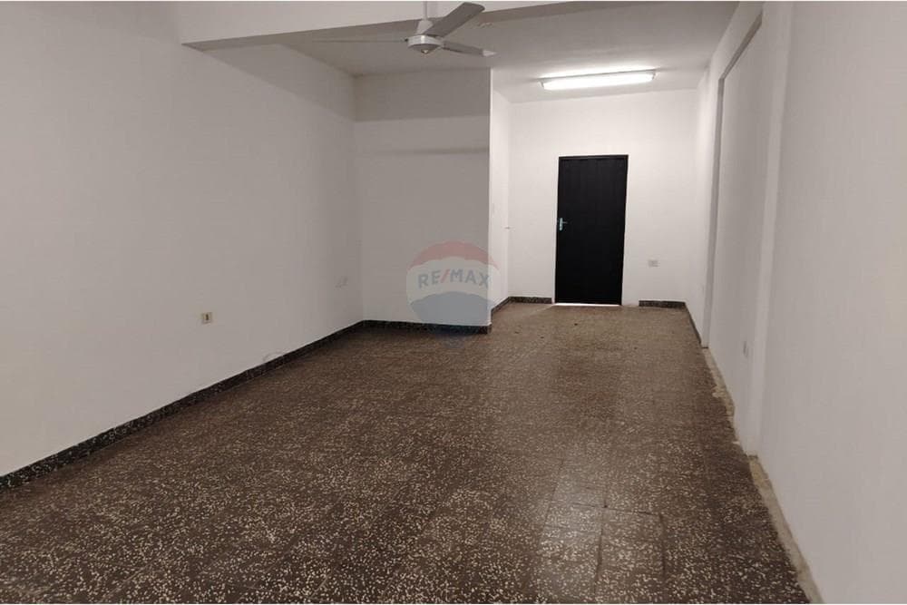 ALQUILO SALON COMERCIAL 3.75x7.25 ÑEMBY – 3