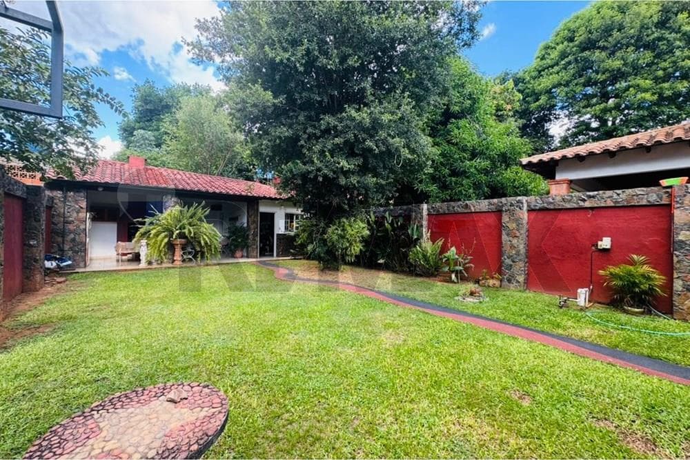 Hermosa casa en venta Barrio San Felipe San Lorenzo, Central, Paraguay