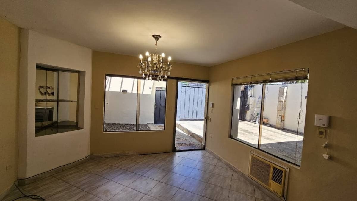 VENDO DUPLEX DE 3 HABITACIONES EN BARRIO SAN VICENTE – 2