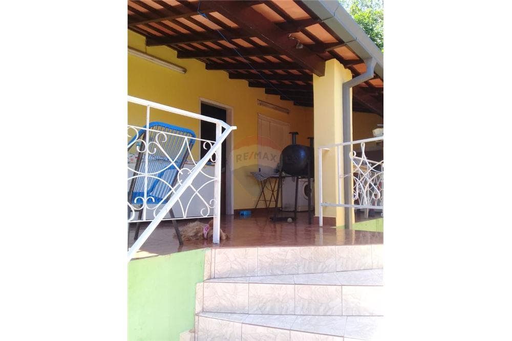 CASA CON DEPARTAMENTO EN BARRIO REPUBLICANO - A PA – 2