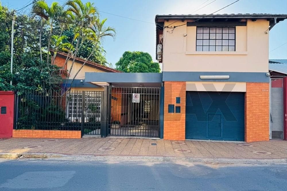 Casa en Venta - Los Laureles, Asunción, Paraguay