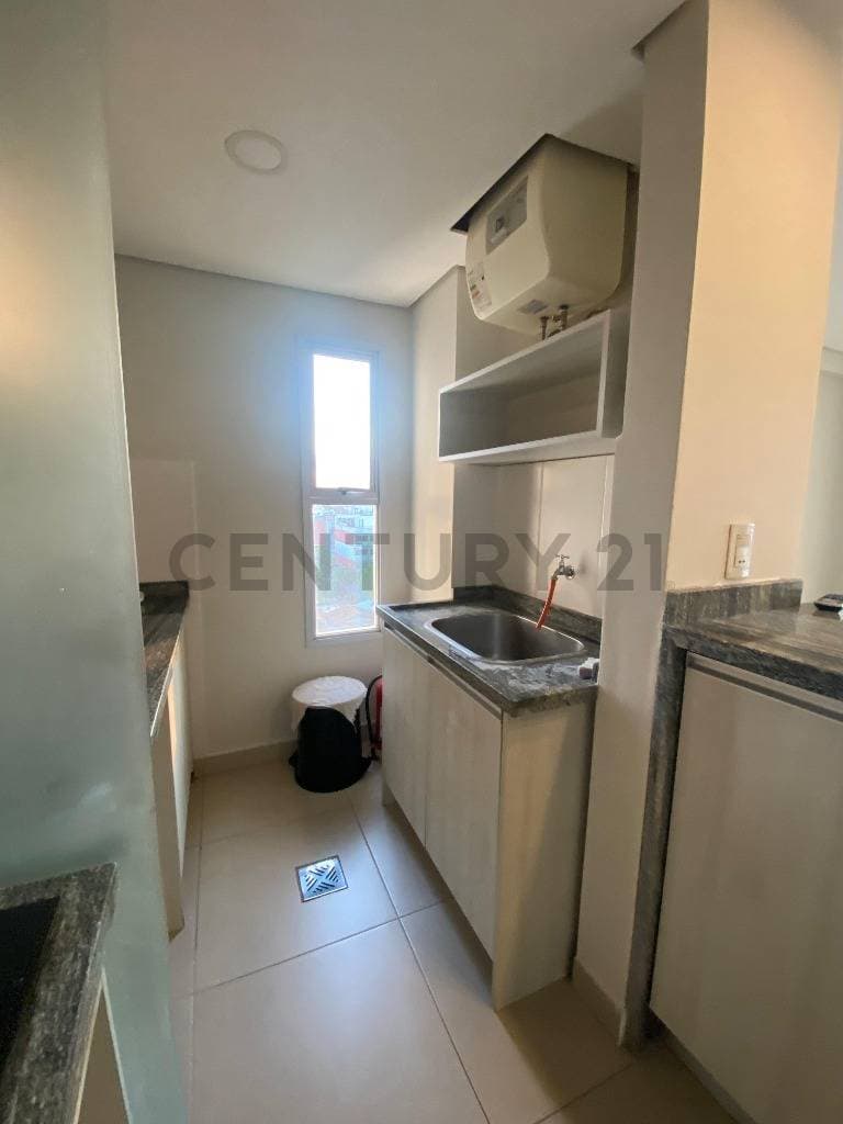 EN VENTA DEPARTAMENTO DE 3 DORMITORIOS - BARRIO LAS MERCEDES – 2