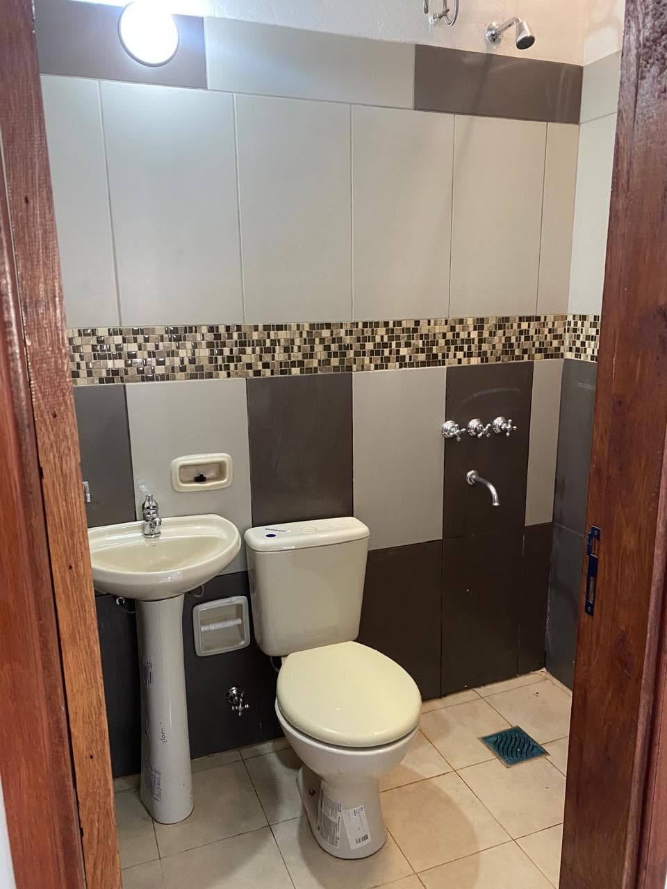 SE VENDE CONFORTABLE Y AMPLIO DUPLEX A ESTRENAR – 2