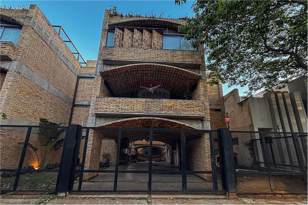 Triple en Alquiler sobre Avda. del Yacht – Zona Mbachió II, Lambaré