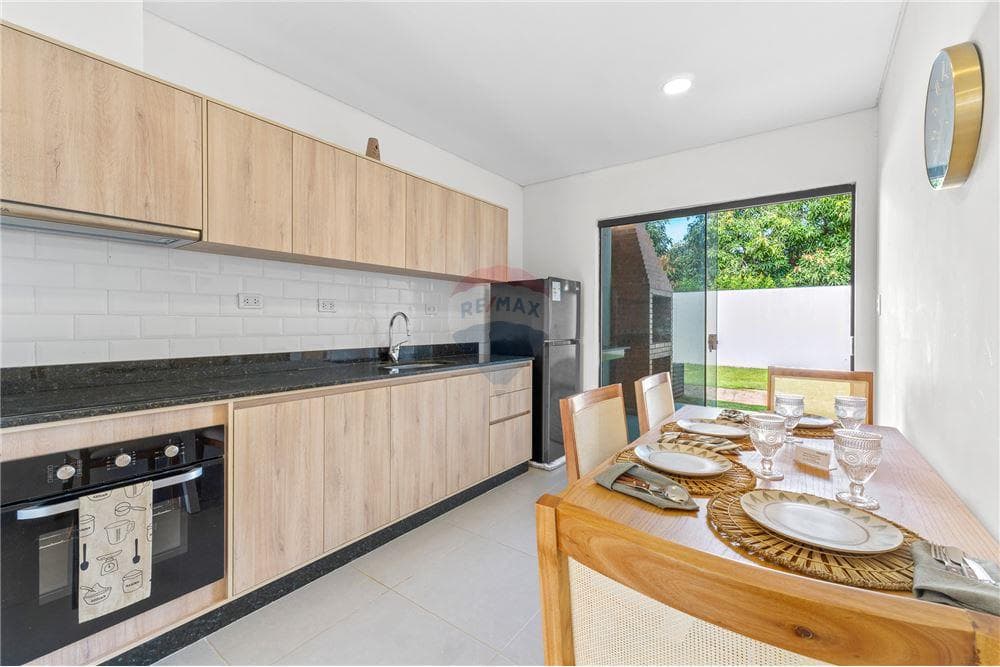 A ESTRENARR VENDO ESPECTACULAR DUPLEX EN LUQUEE – 3
