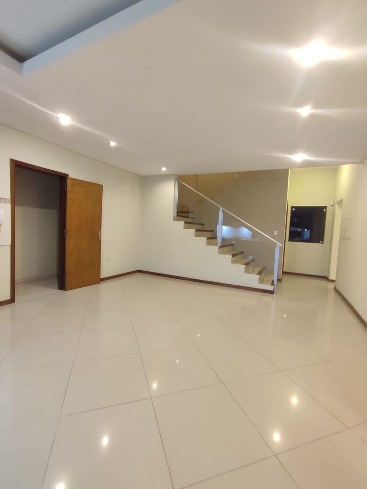 Casa en venta con piscina y 4 dormitorios en Valle Apua – 2