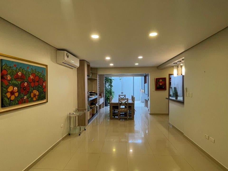 ALQUILO DUPLEX EN BARRIO MBURUCUYÁ – 2