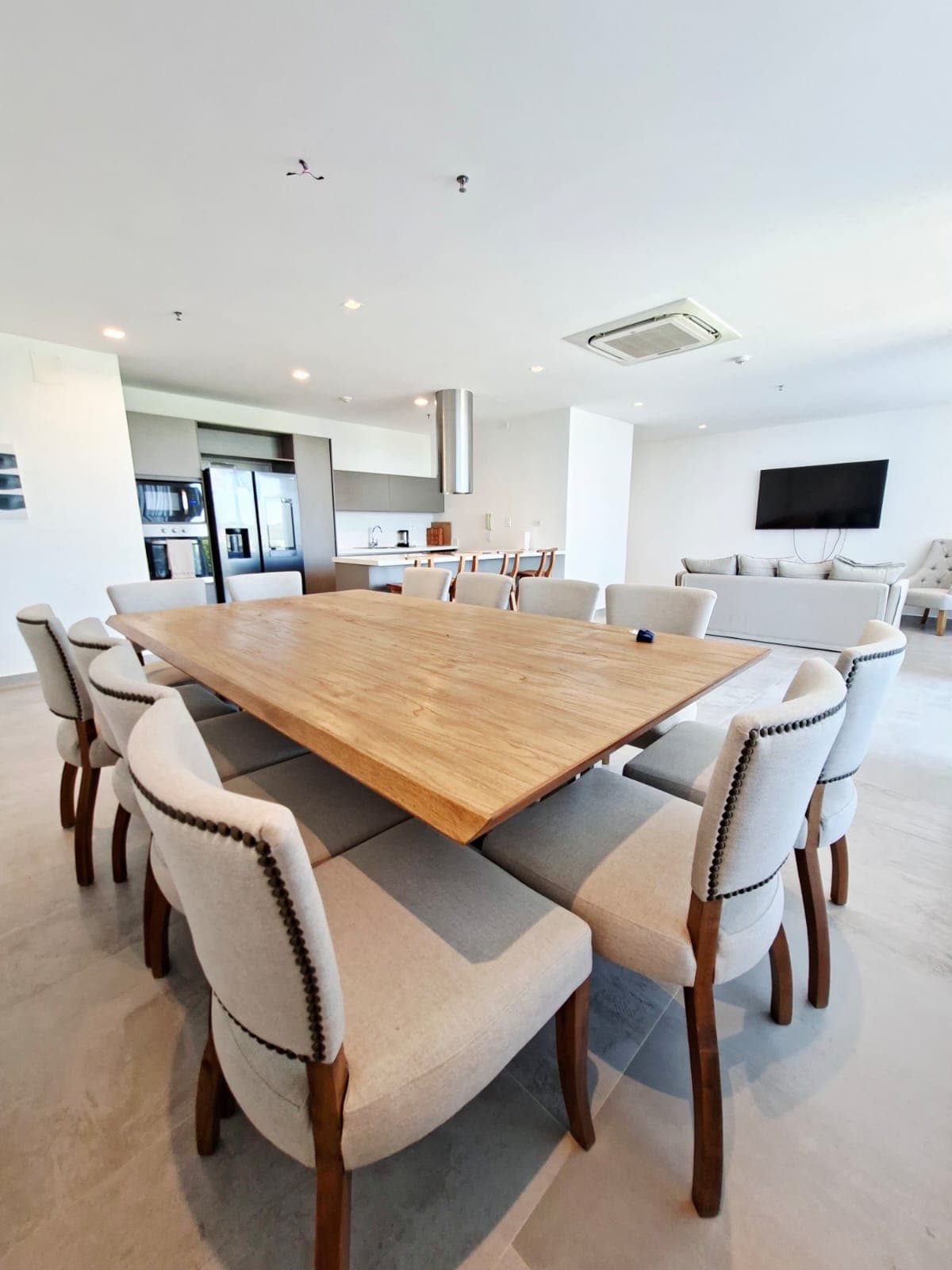 Departamento En Alquiler De 3 Hab Amoblado, Surubi'I – 3