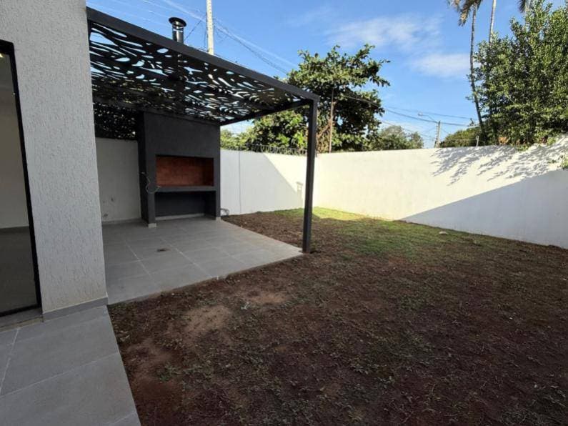 Alquilo Duplex Premium en Luque Laurelty – 3