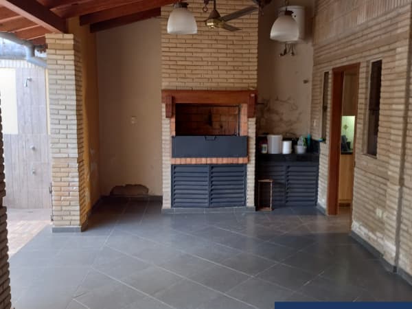 Alquilo Amplia Casa En El Corazon De Barrio Jara – 2