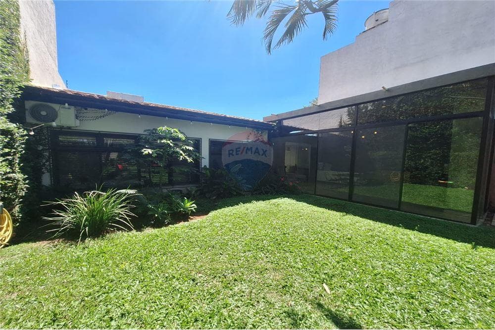 Alquiler de Casa Exclusiva en Villa Morra – Zona Campo Alto
