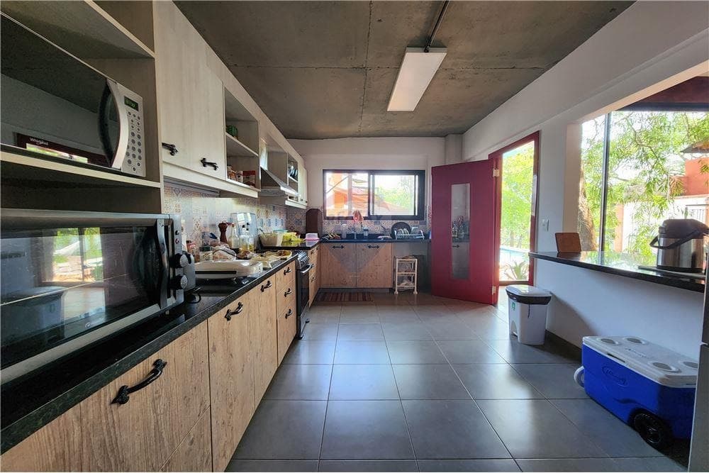 San Bernardino: Casa Moderna con Piscina y Quincho Full – Alquiler Temporal – 2