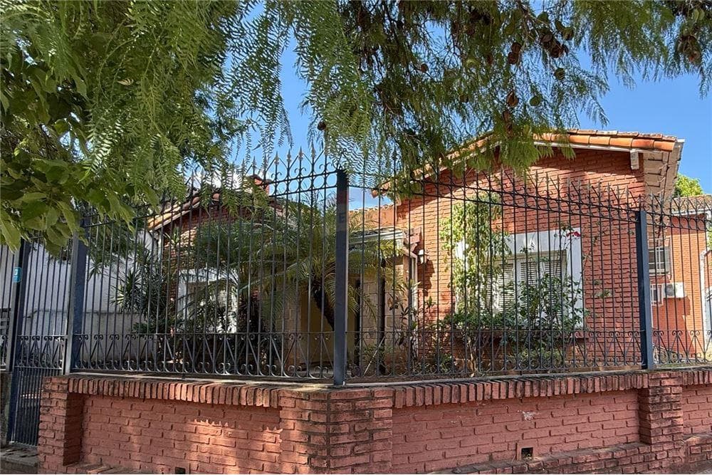TERRENO ESQUINA VENTA SAJONIA