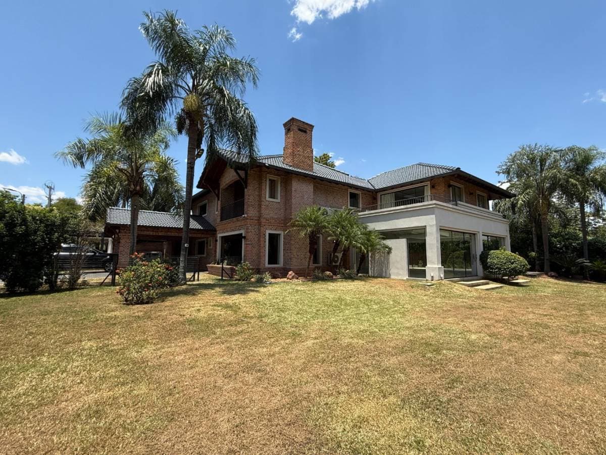 Exclusiva Residencia en Alquiler – Barrio Cerrado Montesol