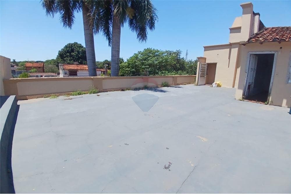 ALQUILO CASA PARA RESIDENCA U OFICINA CON 7 HABITACIONES EN SAN VICENTE – 3