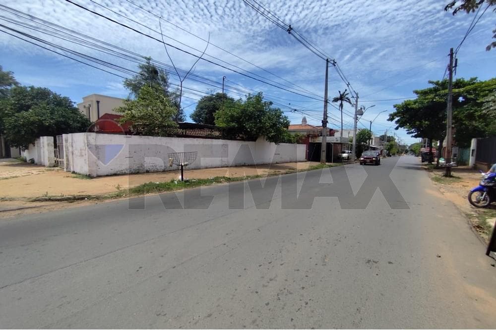 EN VENTA OPORTUNIDAD ÚNICA EN ESQUINA EN FDO. DE LA MORA – 3