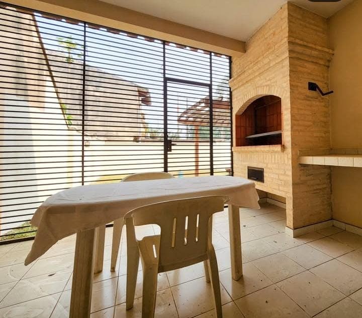 Vendo duplex en Esquina ???? ???? Luque, Zona Plaza Madero – 3