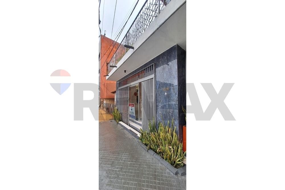 ALQUILO SALON COMERCIAL ZONA TELEFUTURO