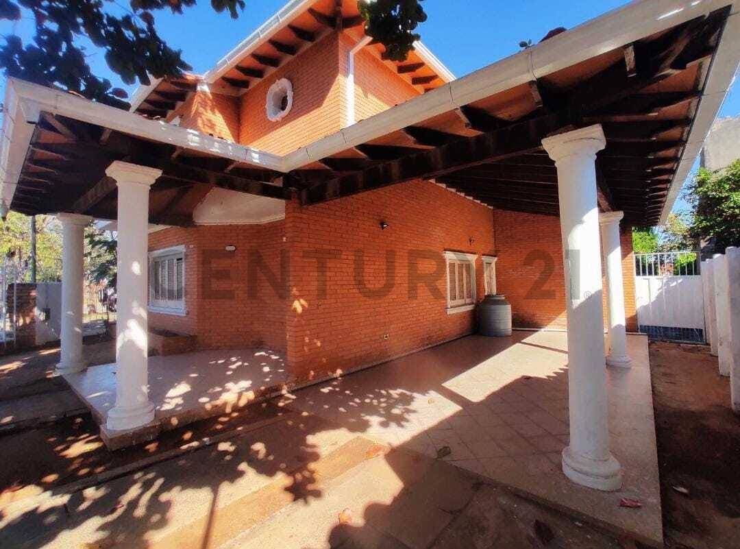 VENDE Amplia casa en Campo Grande, Luque – 2