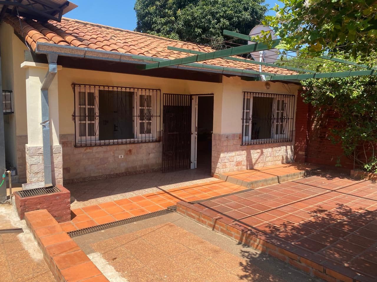 Vendo casa en la ciudad de Ñemby – 3