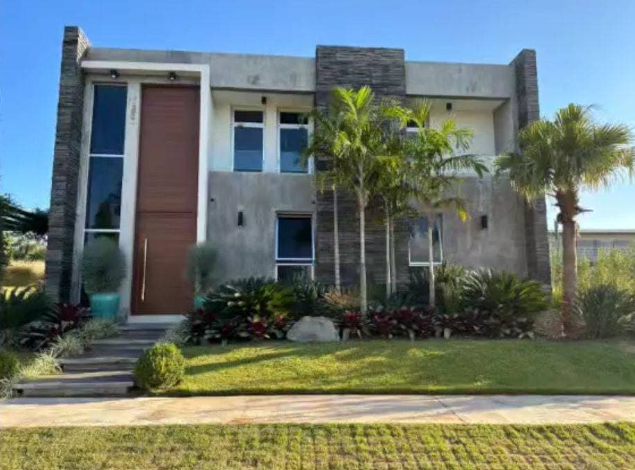 ALQUILO CASA AMOBLADA EN AQUA VILLAGE