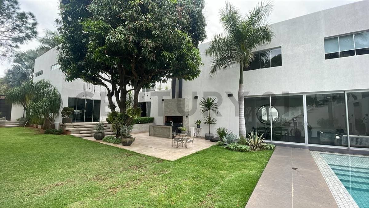 Alquiler de Casa en Fernando de la Mora, Central – 2