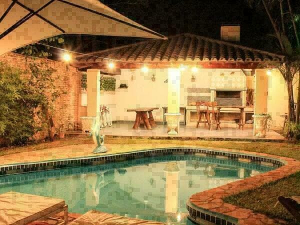CASA EN VENTA EN SAN BERNARDINO - EXCELENTE UBICACIÓN A 100M DEL LAGO – 2