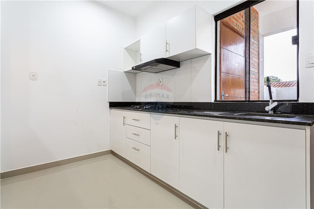 En venta amplio duplex a estrenar en San Lorenzo. – 2
