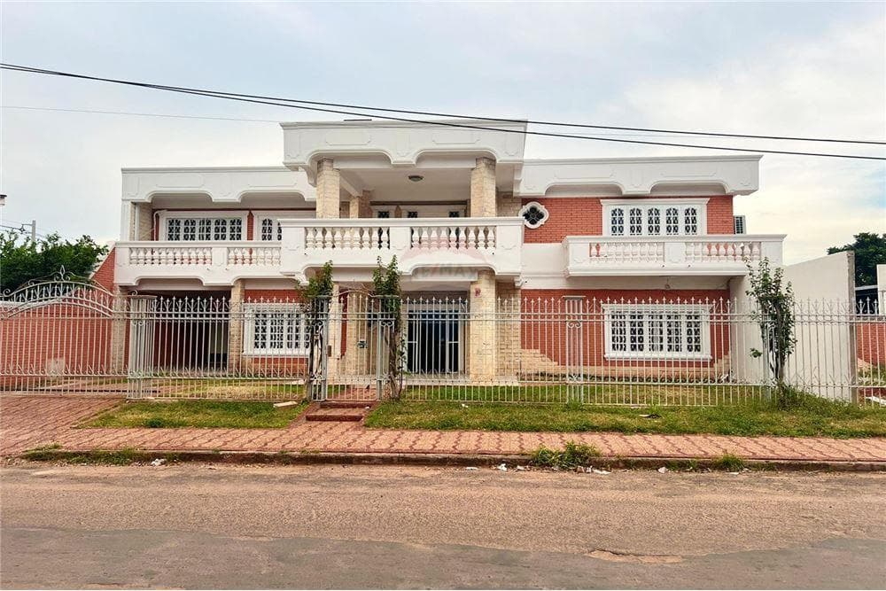 ALQUILO CASA PARA USO CORPORATIVO EN FDO DE LA MORA