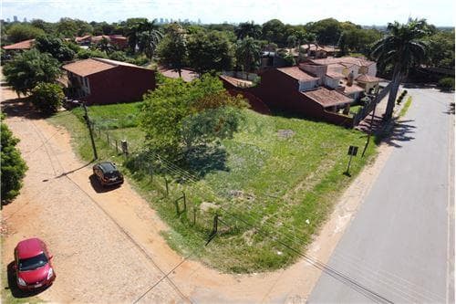 TERRENO EN ESQUINA VENTA FDO. MORA ZONA NORTE – 2