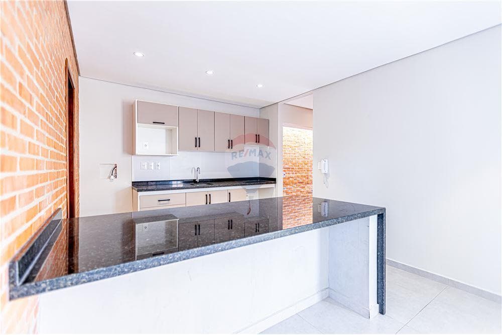 Vendo casa en Luque - Loma Merlo. – 2