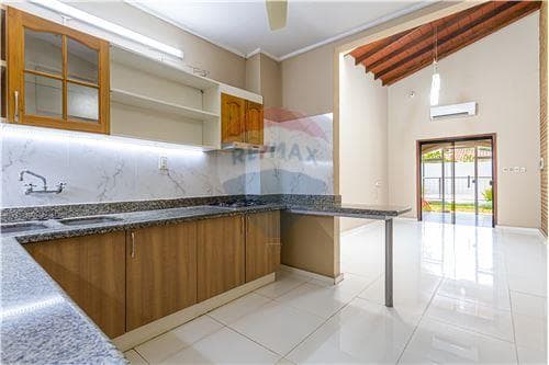 RESIDENCIA VENTA LAMBARE – 3
