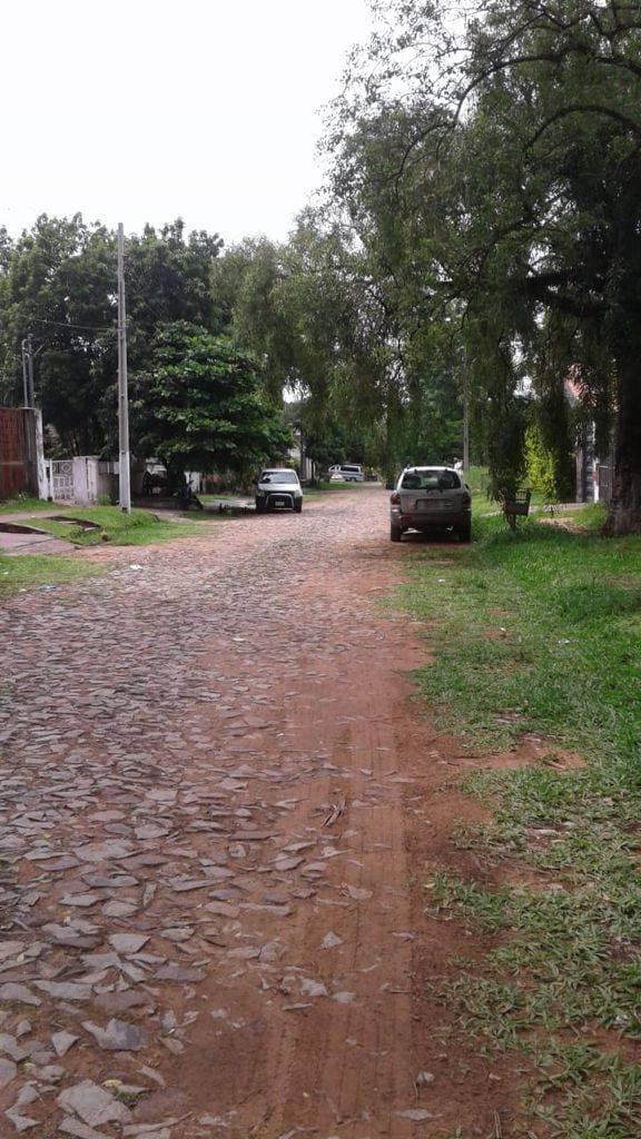 Terreno en Lambaré – Cercanías del Yacht – 2