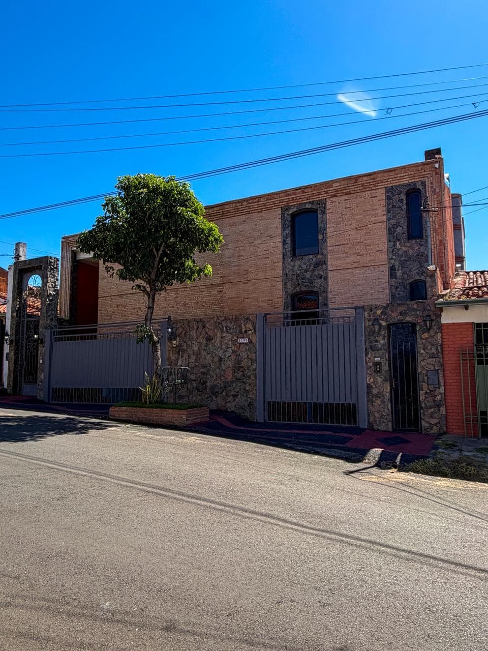 Vendo casa en Barrio Jara