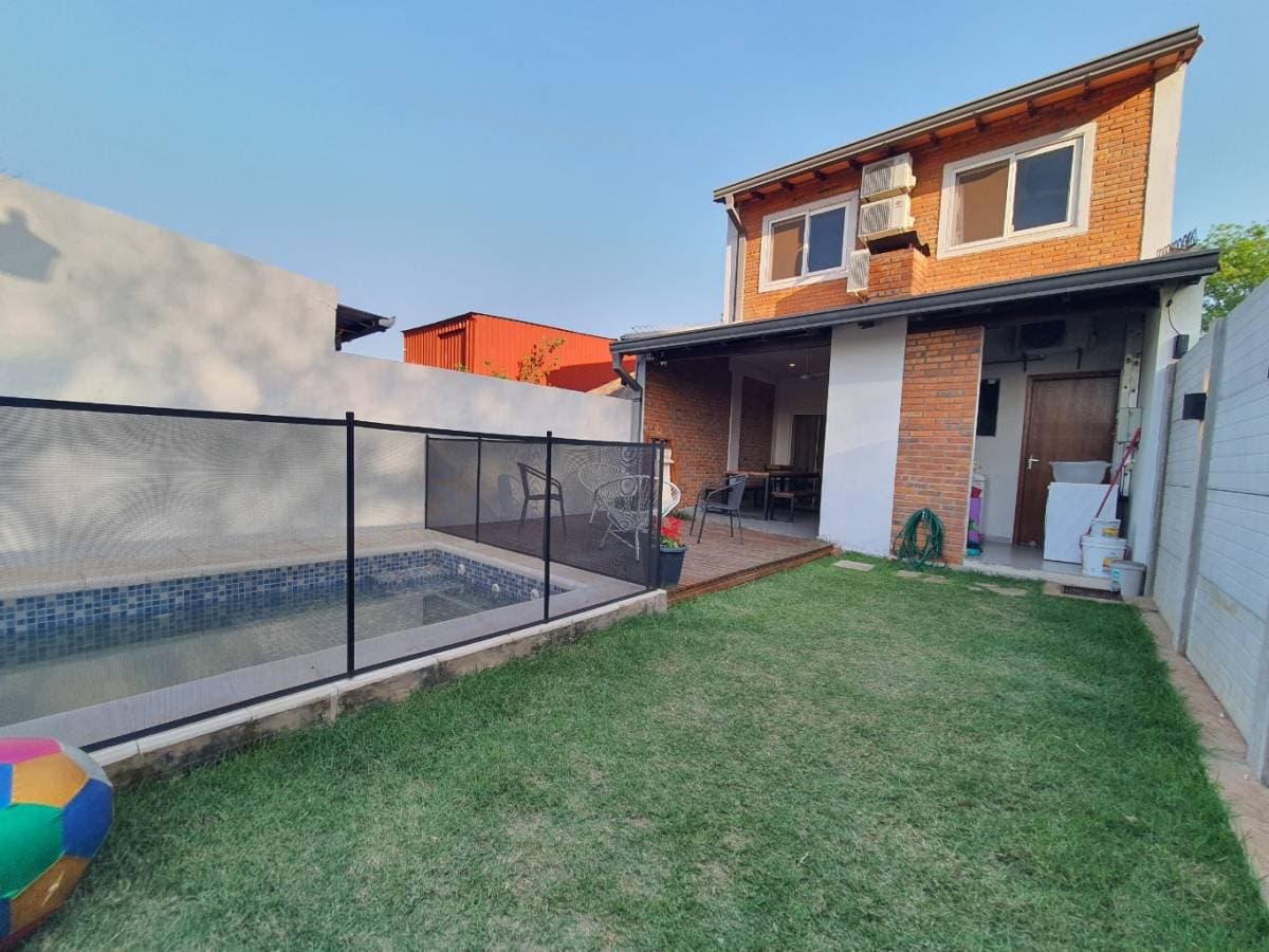 DÚPLEX TOTALMENTE AMOBLADO CON PISCINA – 2