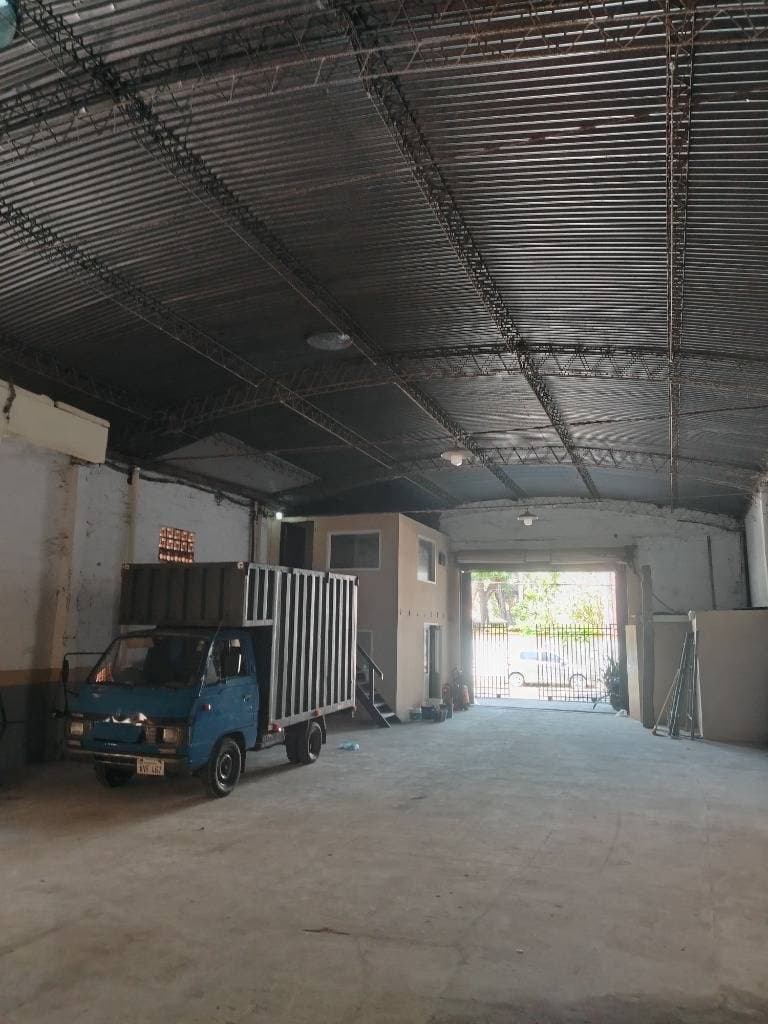ALQUILER DE TINGLADO CON CASA!! – 2