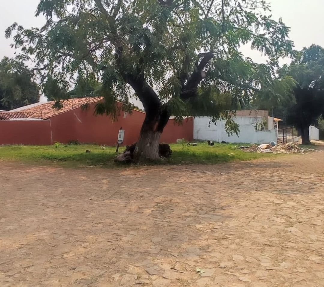 VENDO TERRENO EN LAMBARE EN ESQUINA