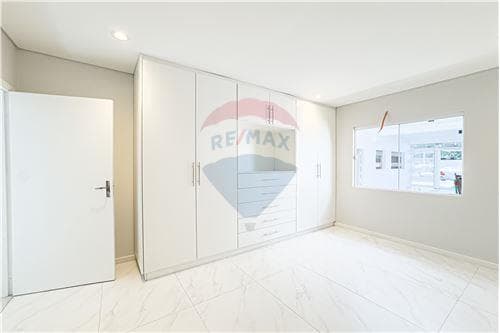 Casa-Venta-PY Central Villa Elisa Africa c/ Humaita – 3