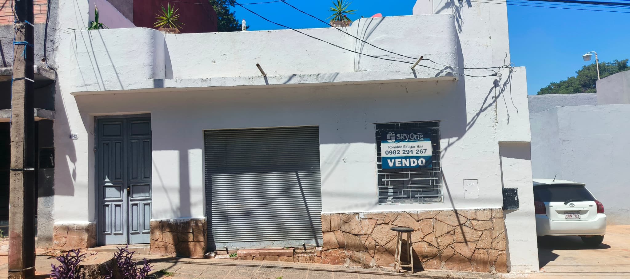 En venta terreno casa a demoler zona Salesianito