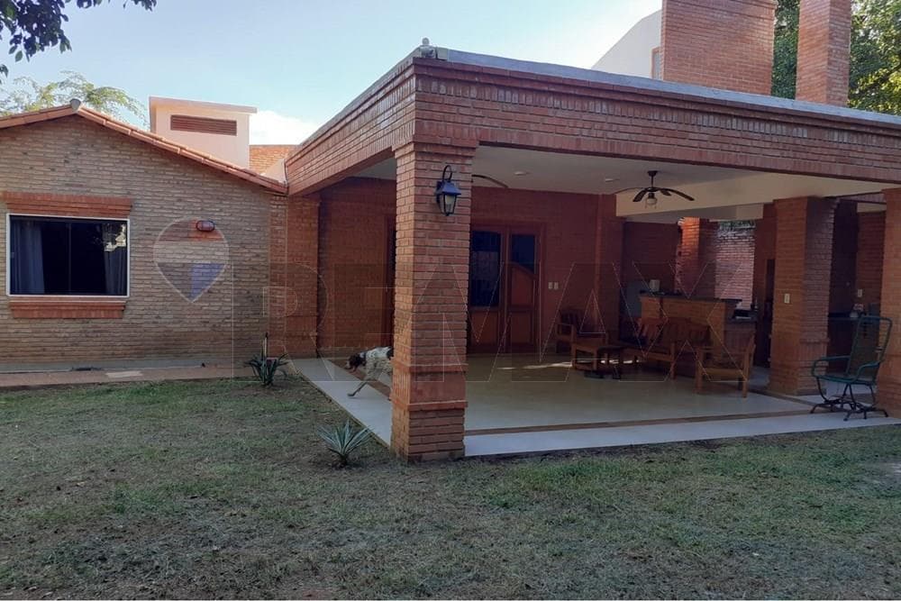 ALQUILO AMOLIA CASA EN SAN LORENZO – 2