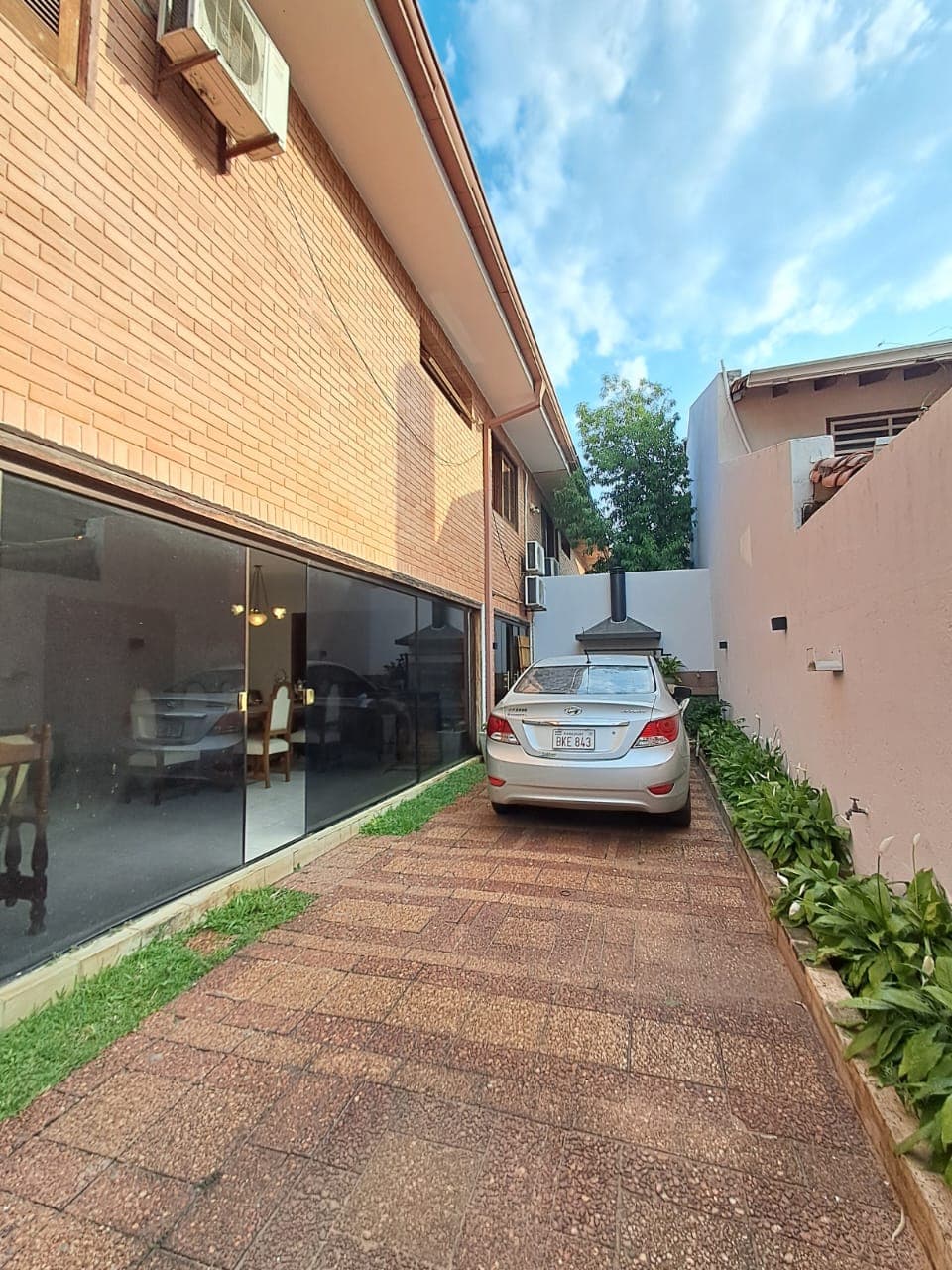 ALQUILER DÚPLEX EN ESQUINA CON QUINCHO BARRIO HERRERA – 2