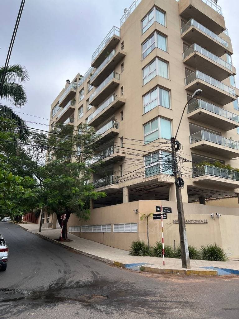 LUJOSO DEPARTAMENTO EN VENTA! EN LAS MERCEDES – 2
