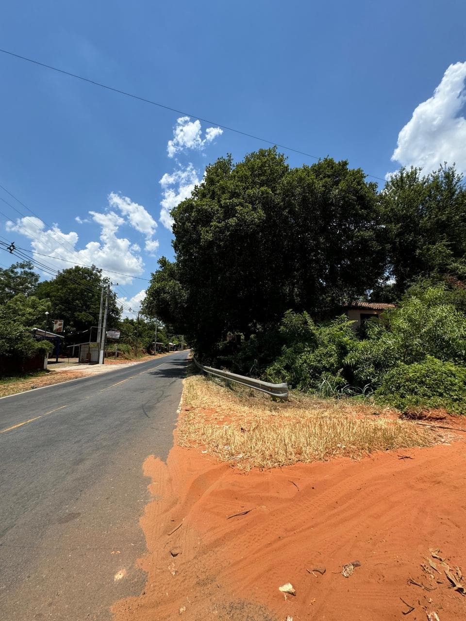 VENDO TERRENO DE 9 HAS UBICADO ESTRATEGICAMENTE A 50m de la Ruta 1