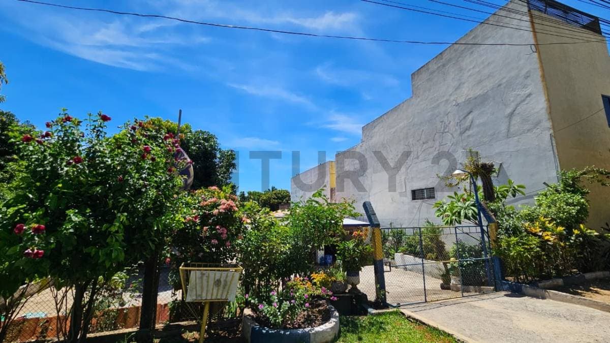 Venta de Terreno en Luque, Zona Plaza Madero – 2