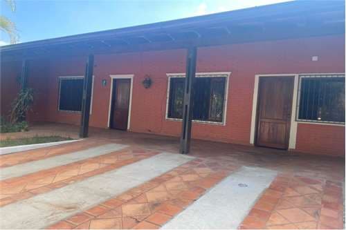 VENDO CASA CON PISCINA- ASUNCION – 2