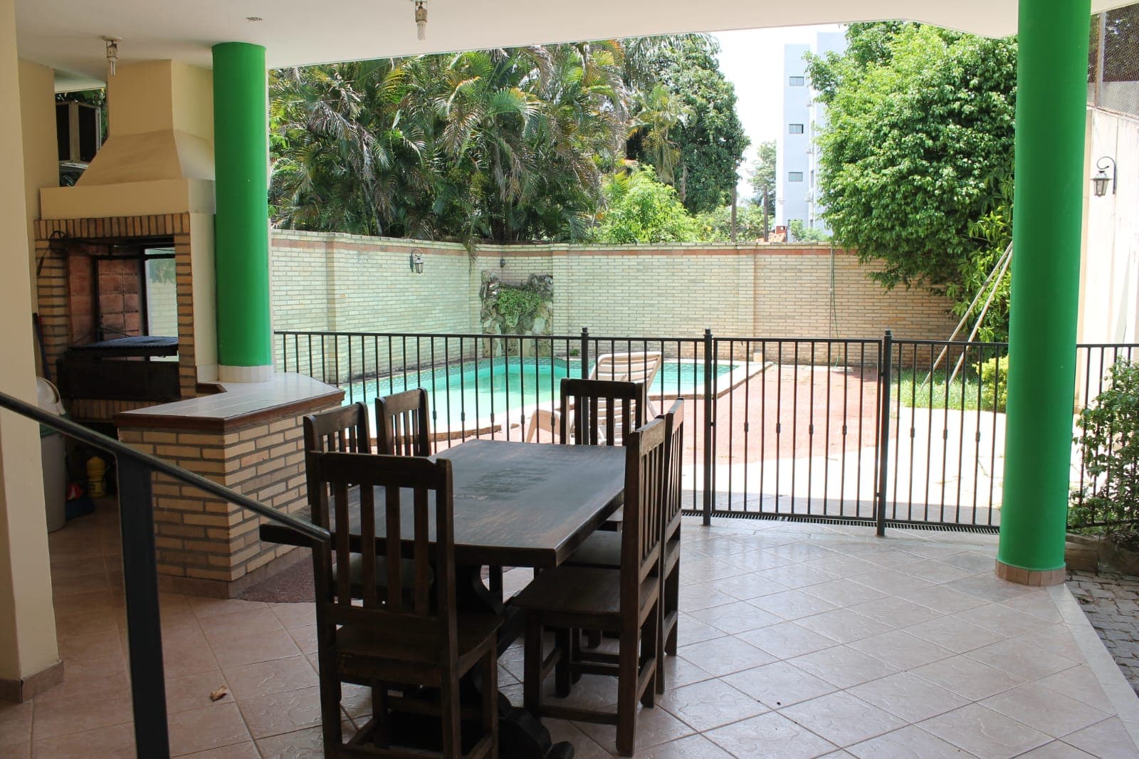 Vendo Condominio De 5 Casas En Villa Morra. Asunción. – 3