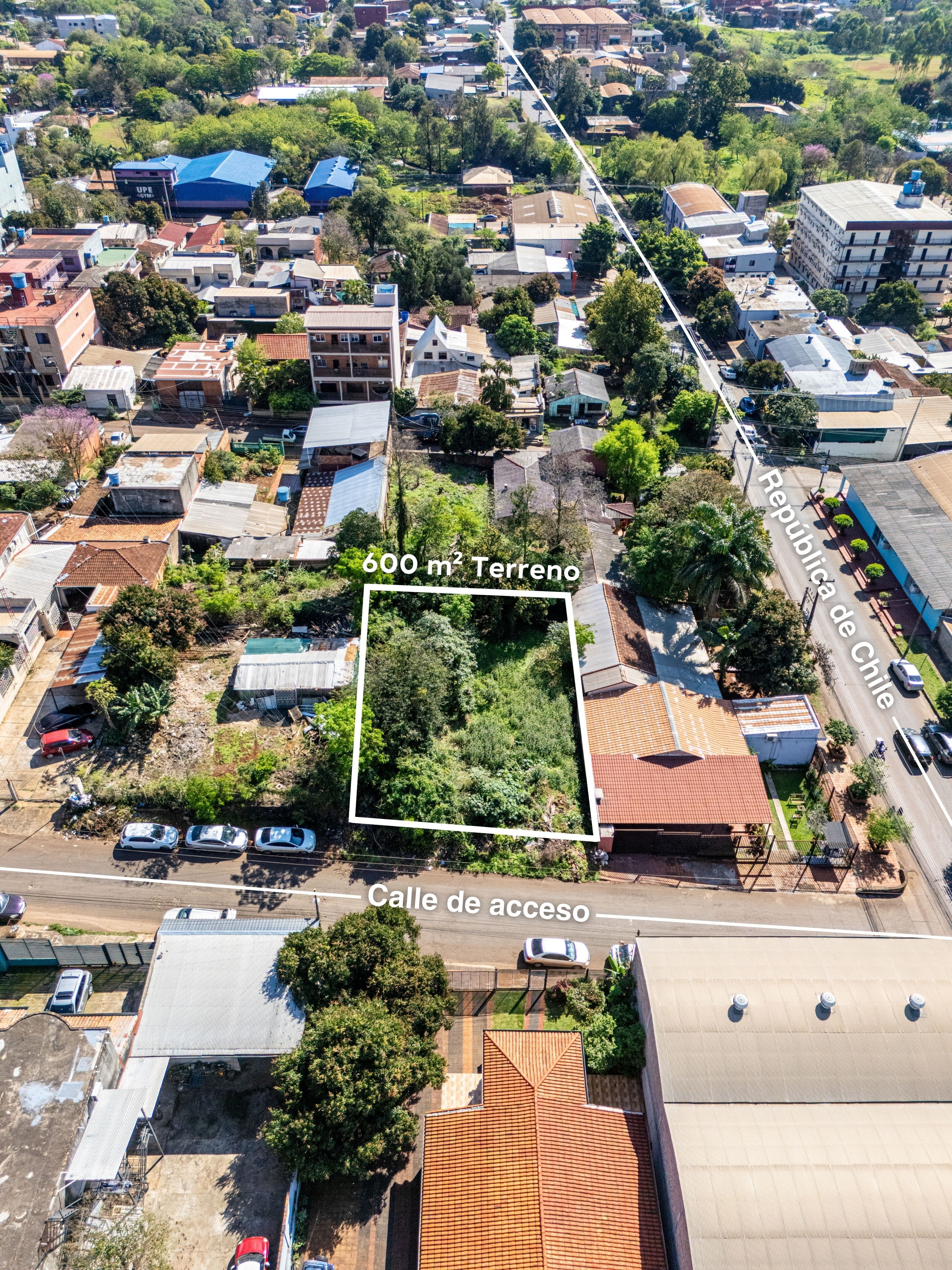 VENDO TERRENO DE 600 M² EN CIUDAD DEL ESTE - UBICACIÓN ESTRATÉGICA PARA INVERSORES!! – 2