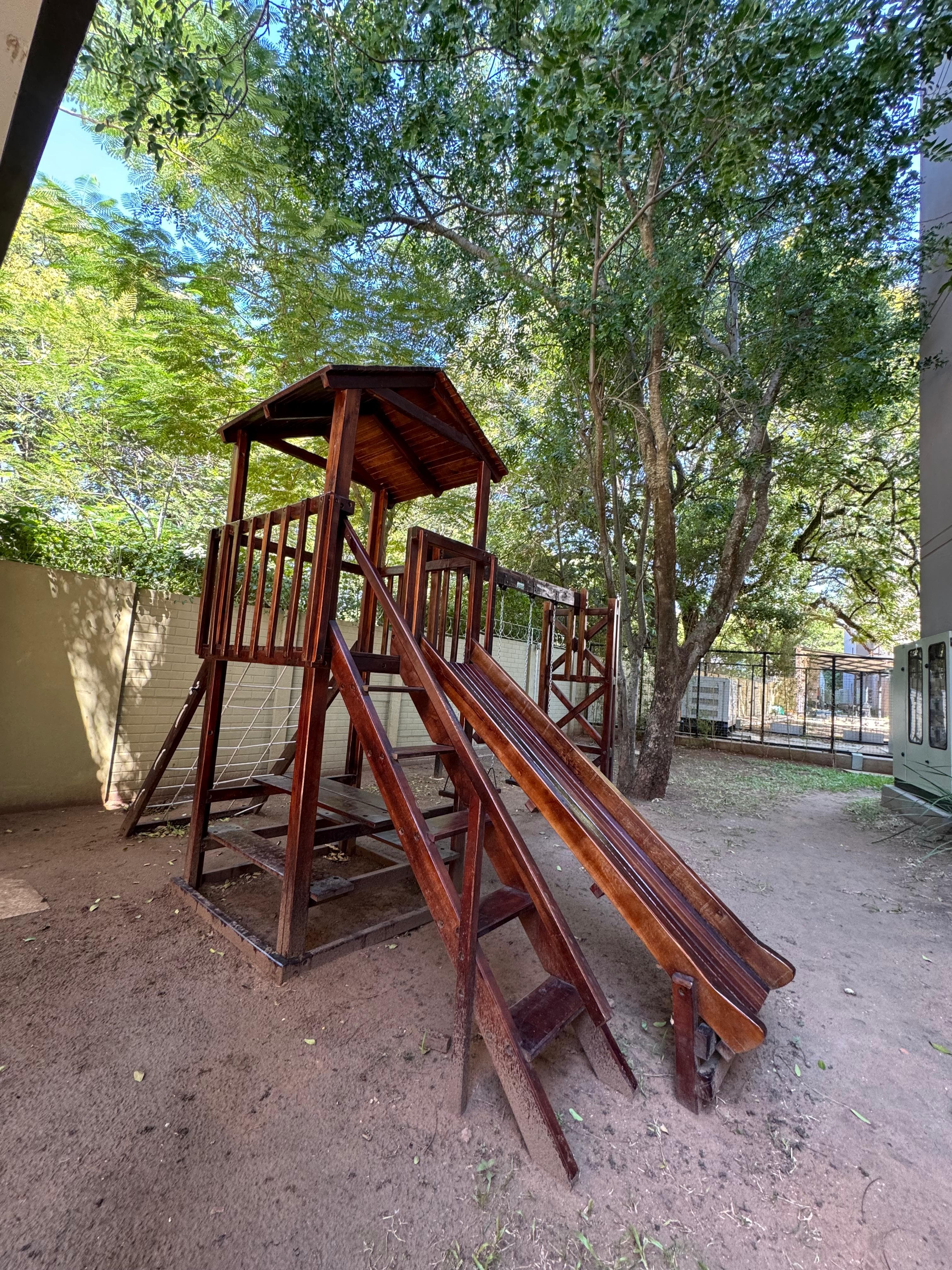 ALQUILO DEPARTAMENTO ZONA RAKIURA LUQUE – 3