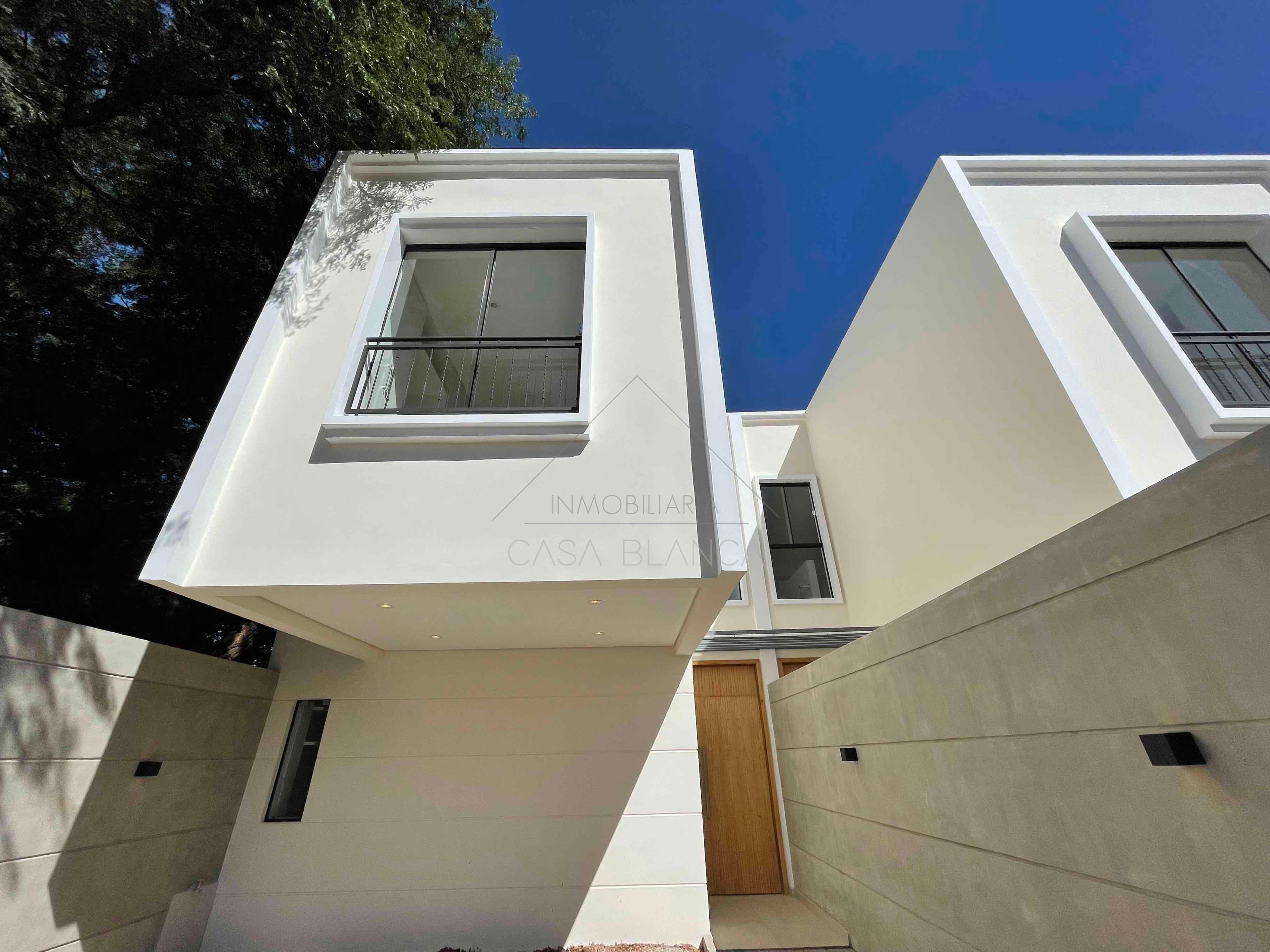 VENTA & ALQUILER‼️ Vivienda pareada en Luque zona Conmebol