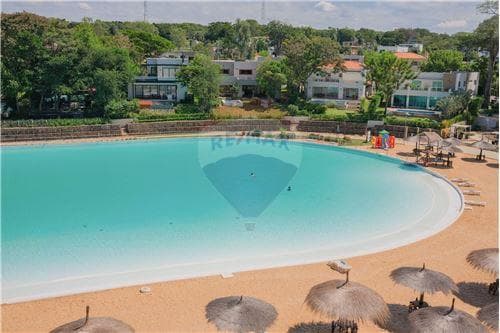 Departamento amoblado en venta con 3 dormitorios EDIFICIO BALI II - AQUA VILLAGE